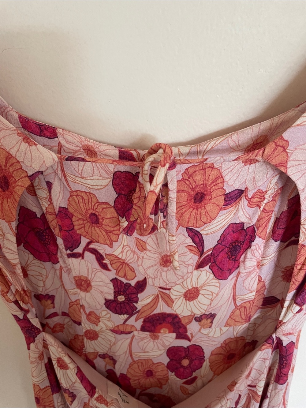 Wilfred Floral Scoop Neck Slip Dress in Light Pink and Magenta - Picture 3 of 7